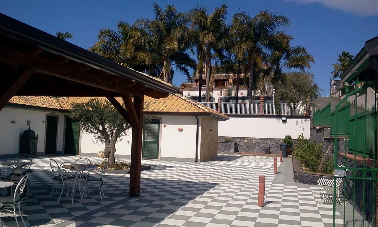 فيلا Borgo San Biagio كالاتابيانو المظهر الخارجي الصورة